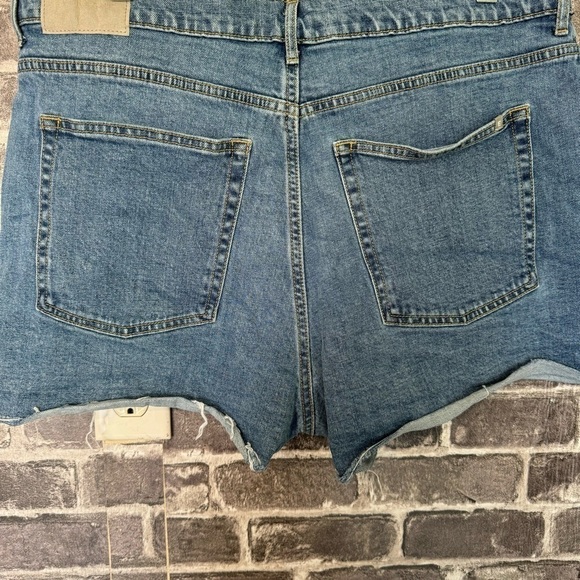 EVERLANE The Way High Denim Short Jean medium wash - Picture 9 of 10